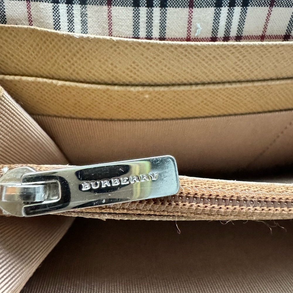 Burberry Check Lined Wallet on Chain (Unbranded Chain Included) - Picture 6 of 14